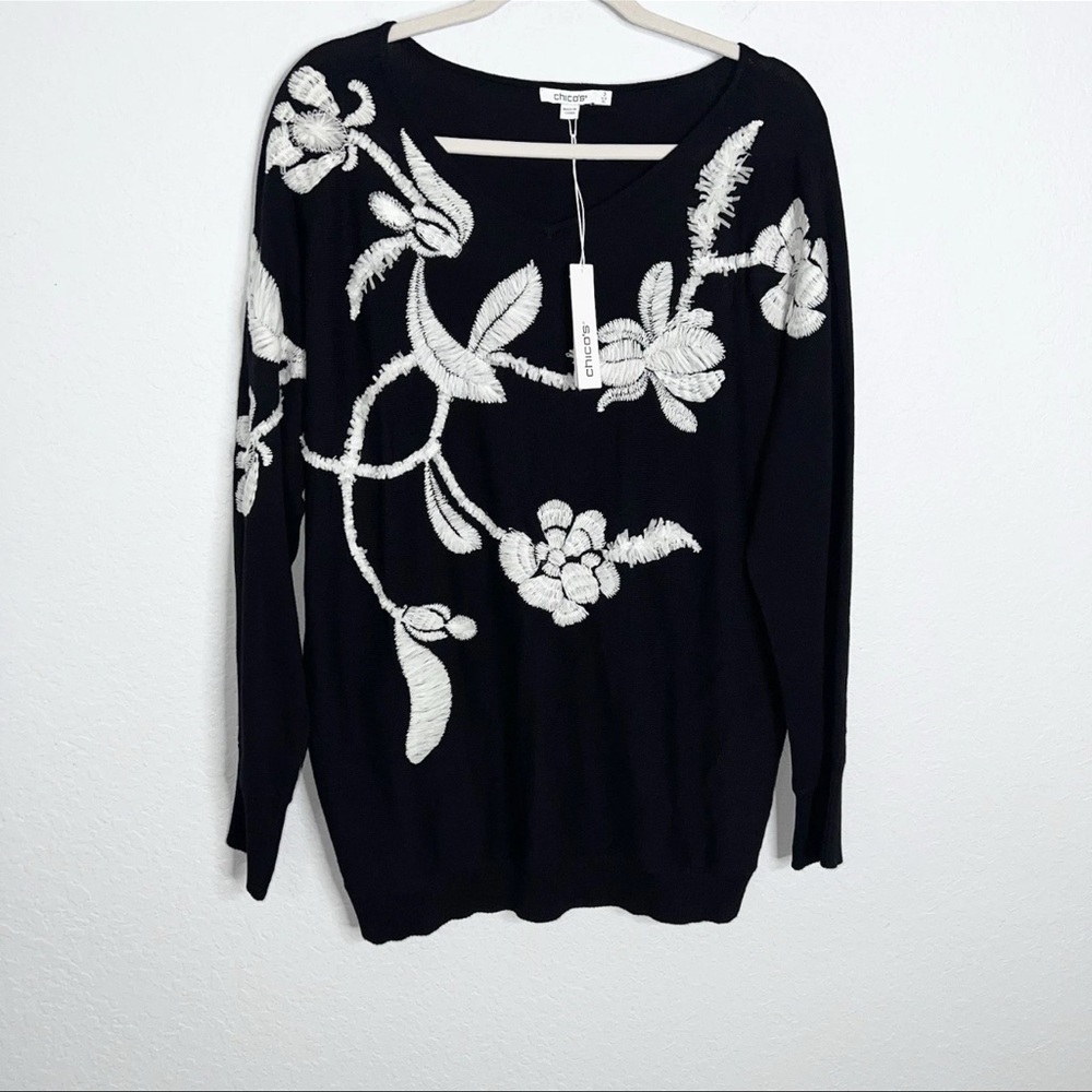Chico's Sweater Womens XL 16 3 Dolman Sleeve Black White Embroidered Floral BB